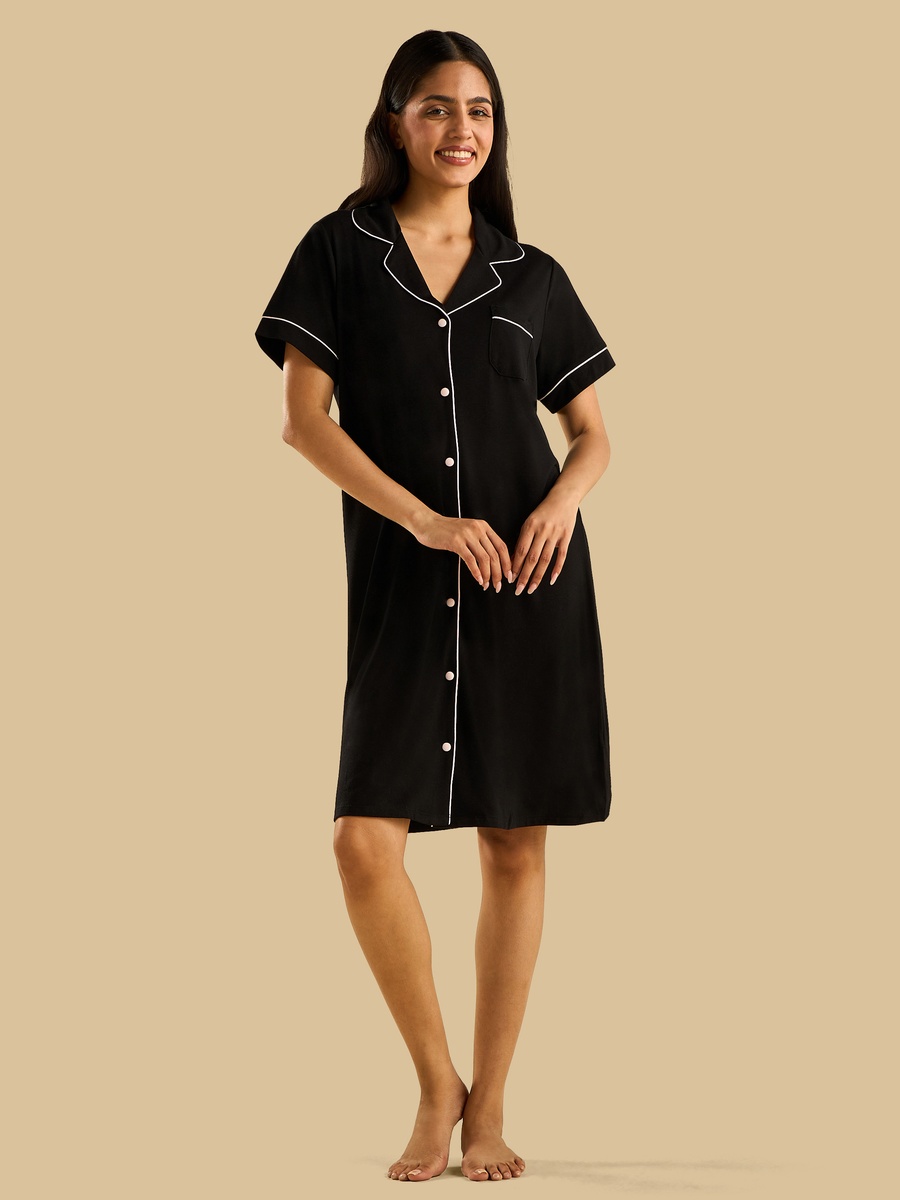 Contrast Piping Accent Sleepshirt
