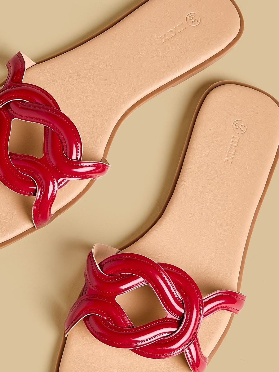 Cross Strap Flat Sandals