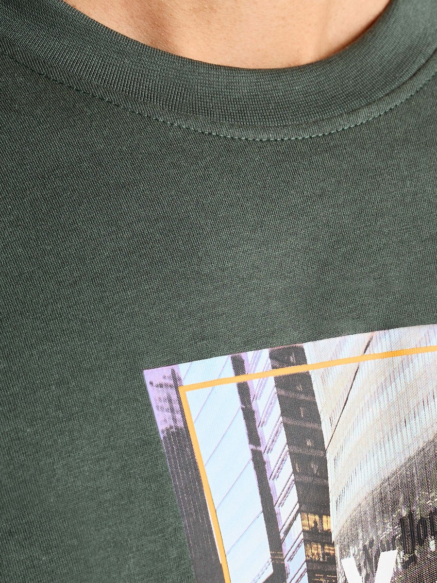 Graphic Print T-Shirt