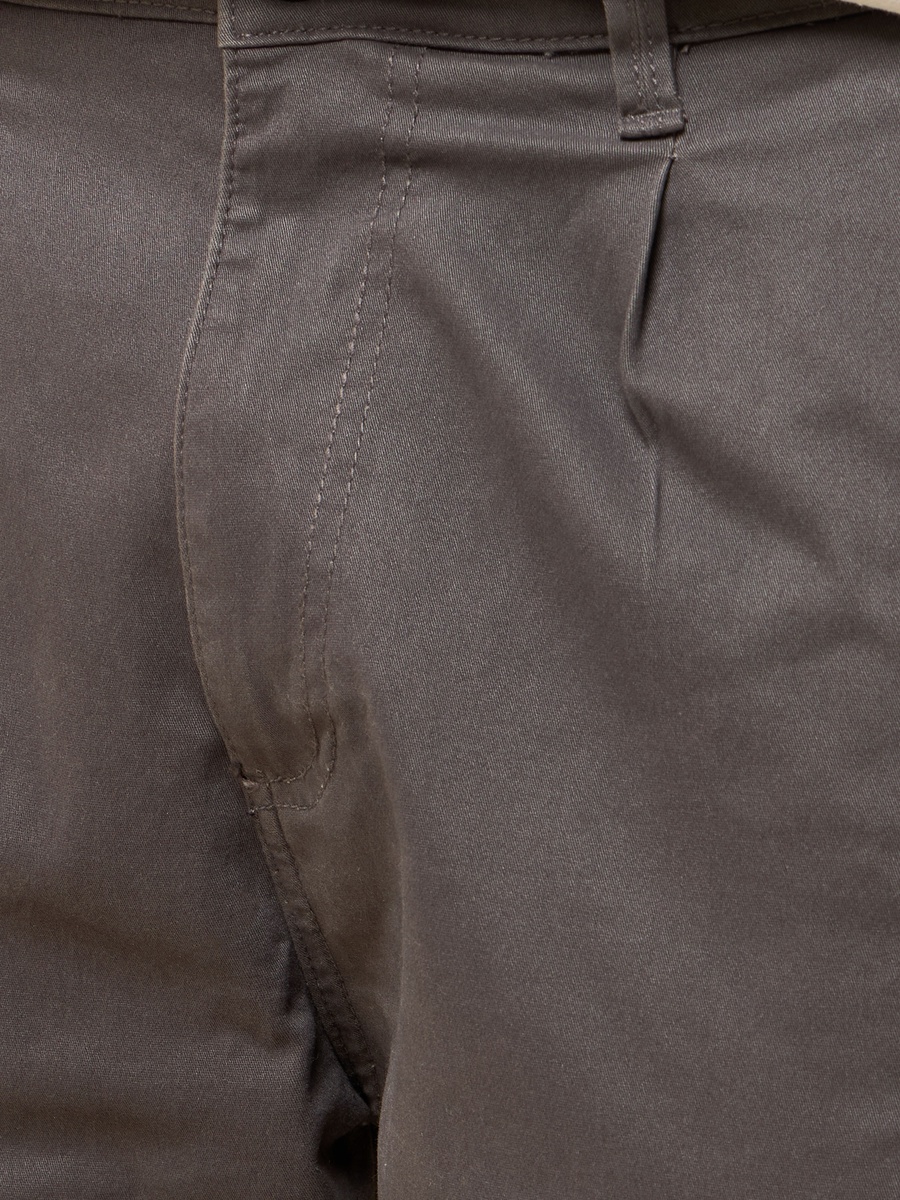 Pleated Twill Cargo Pants