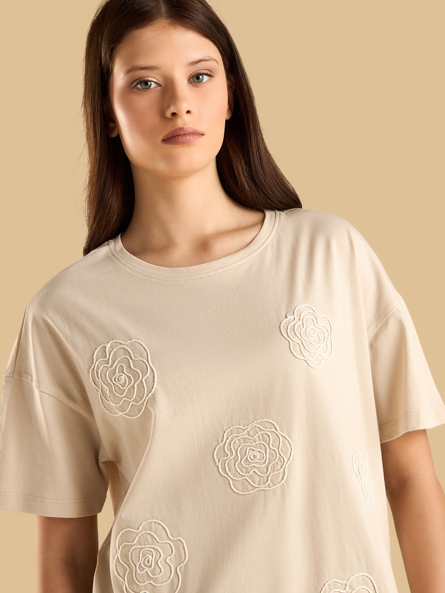 Floral Corded Embroidery T-Shirt