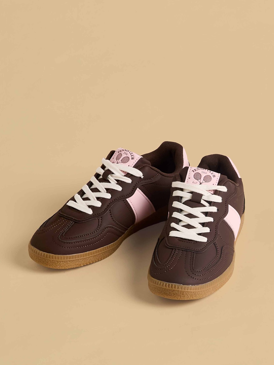 Panelled Lace-Up Sports Shoes