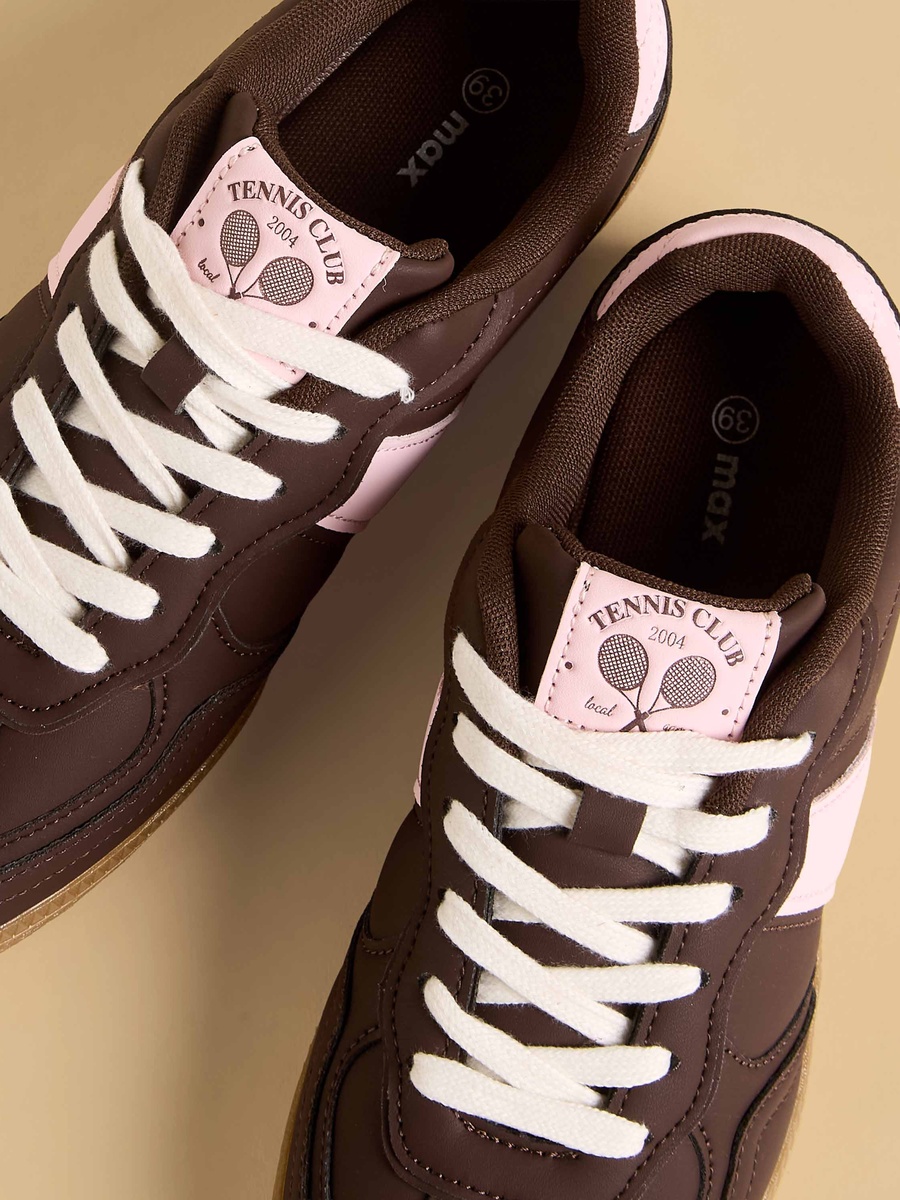 Panelled Lace-Up Sports Shoes