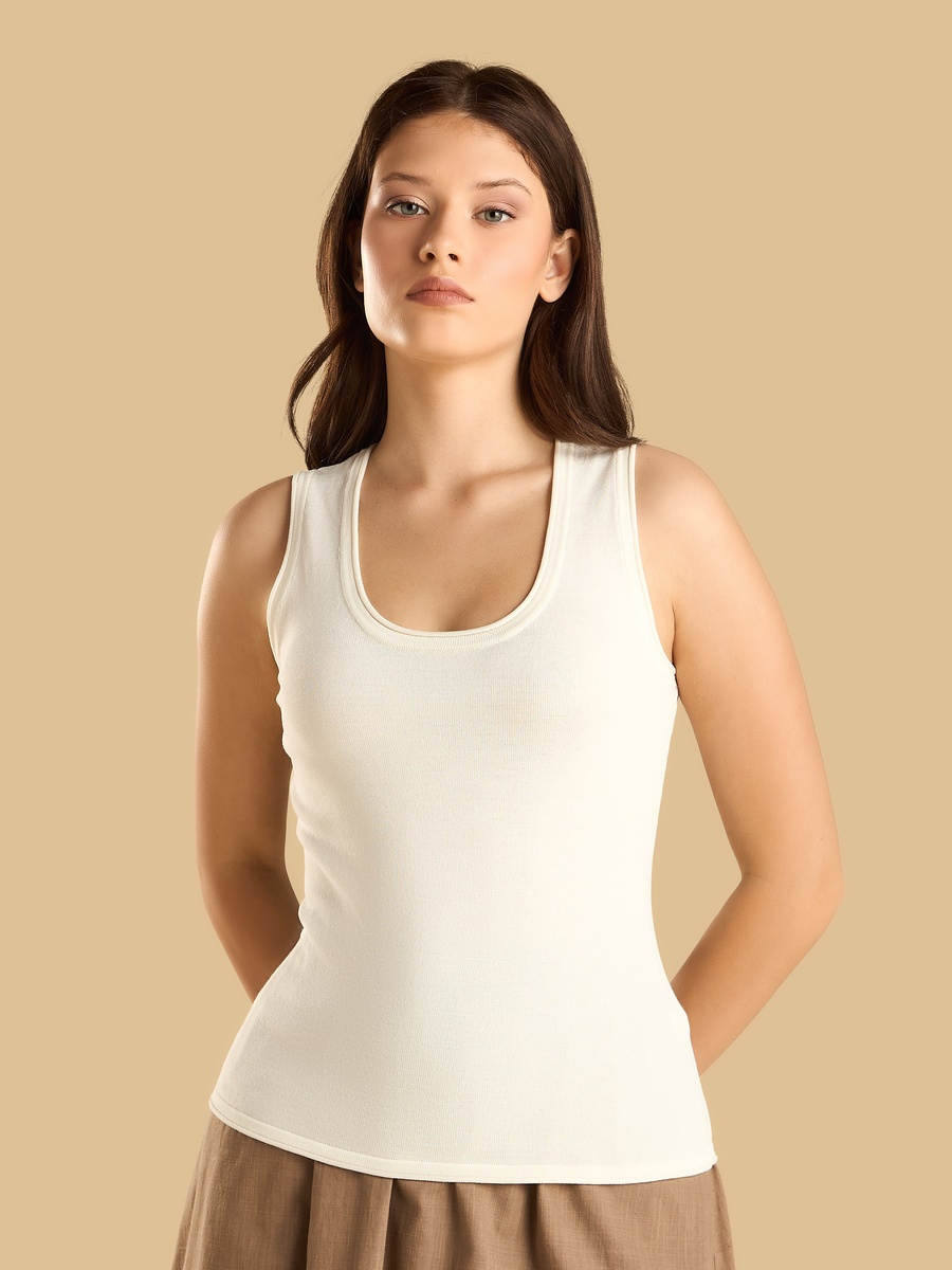 Textured Scoop Neck Tank Top