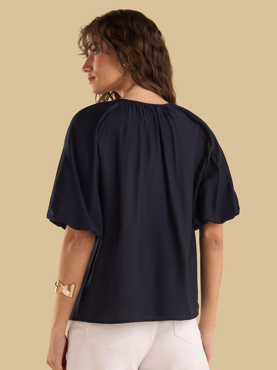 Balloon Top with Tie-Up Neck