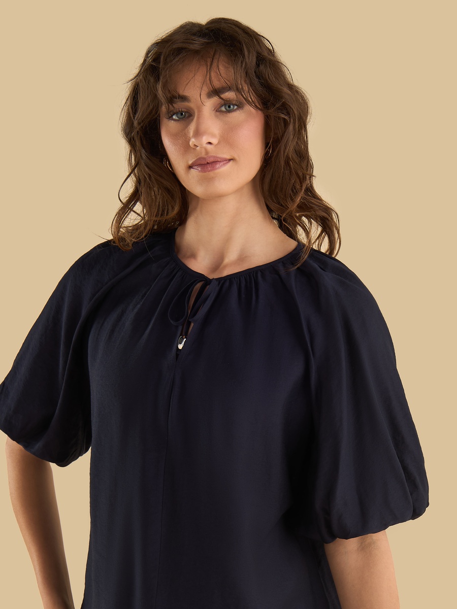 Balloon Top with Tie-Up Neck