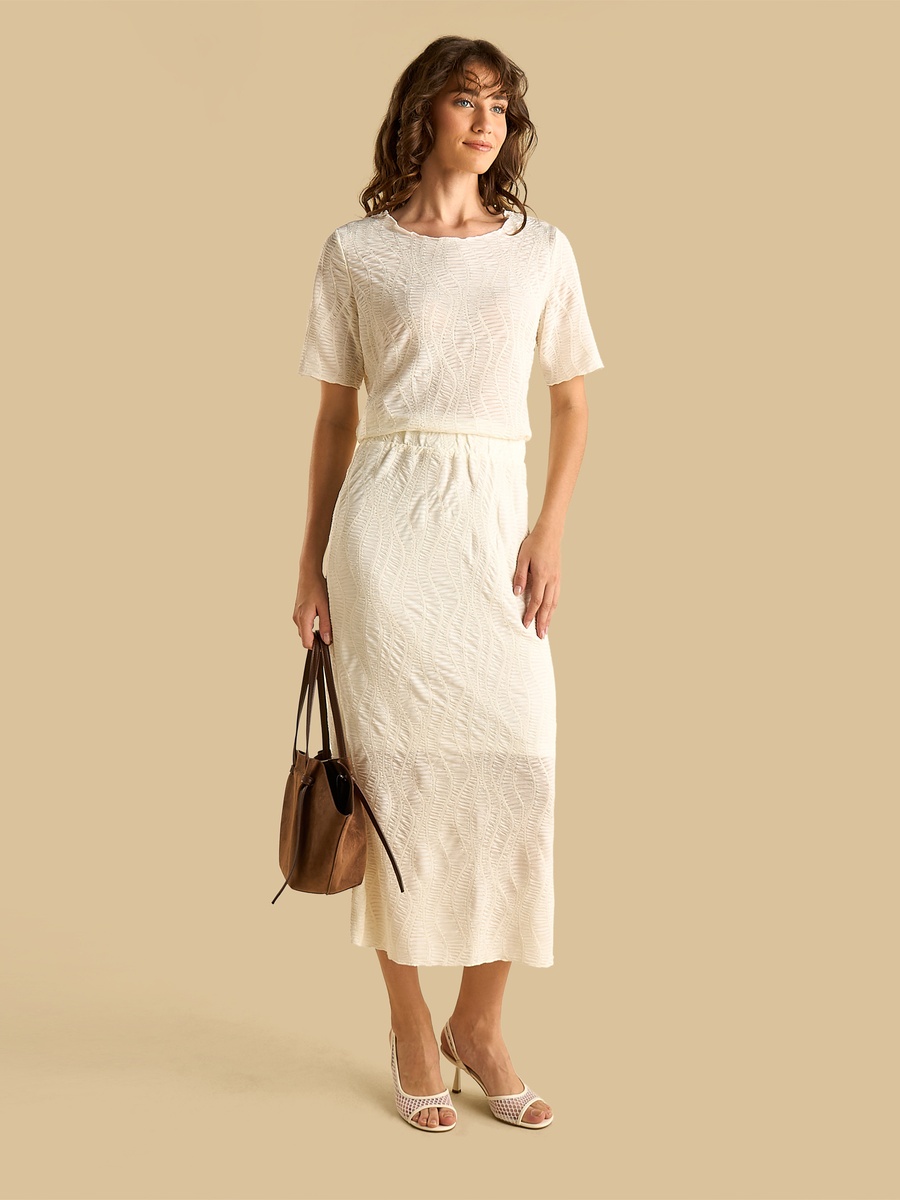 Textured Skirt with Slit