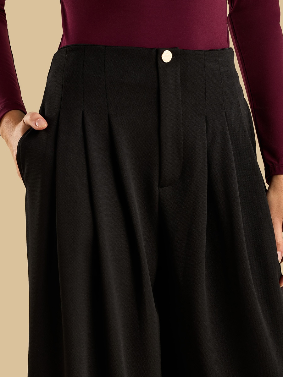 Pleated Wide Leg Pants