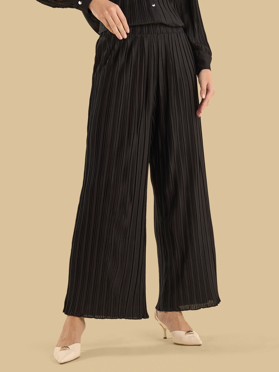 Plisse Wide Leg Pants