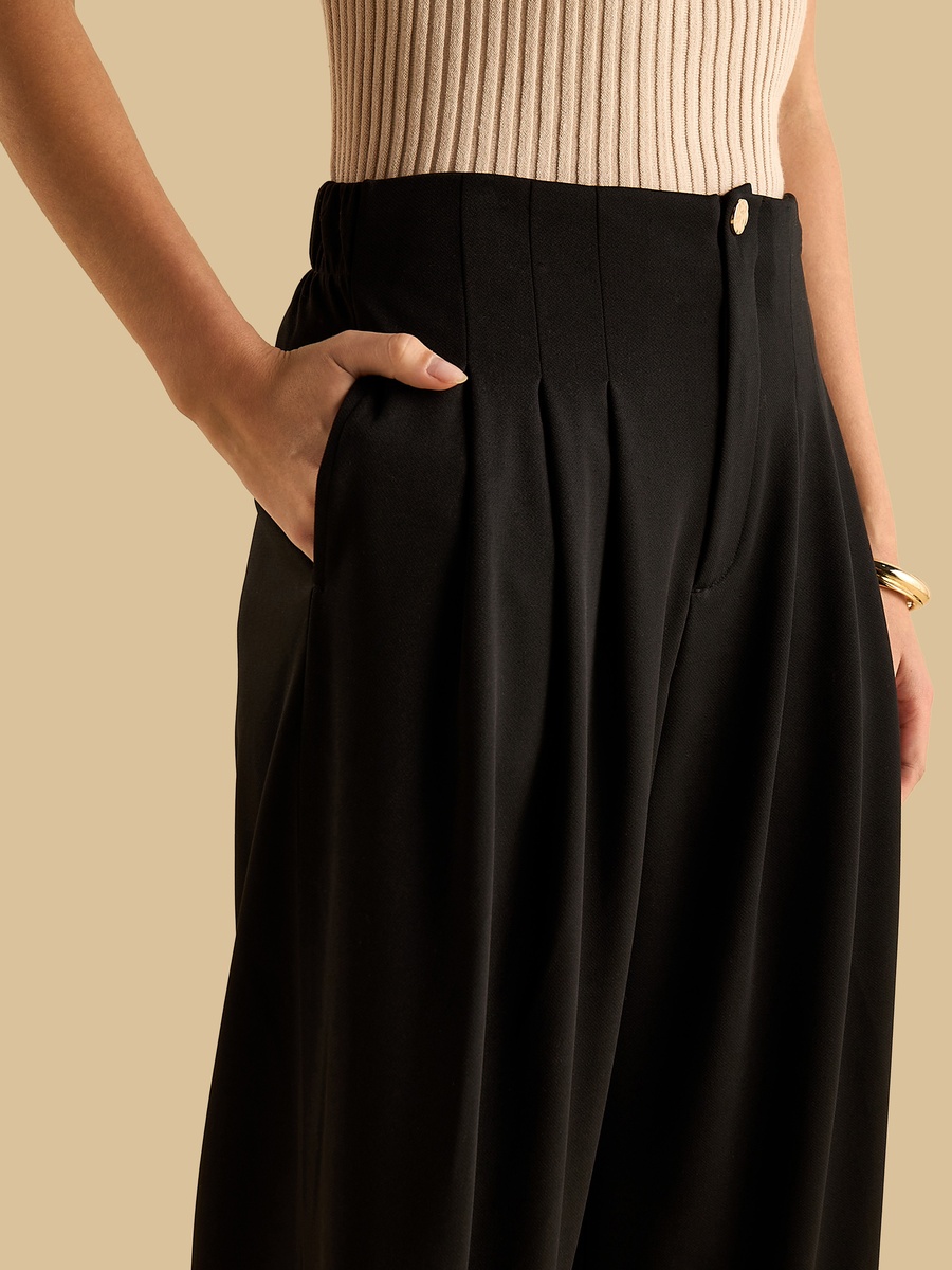Pleated Wide Leg Trousers