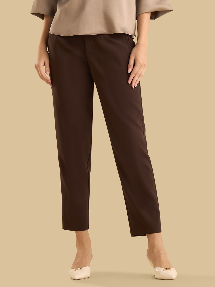 Pintuck Tapered Pants