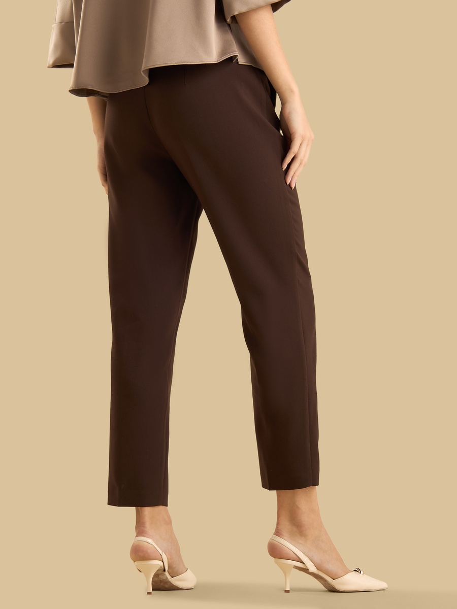 Pintuck Tapered Pants