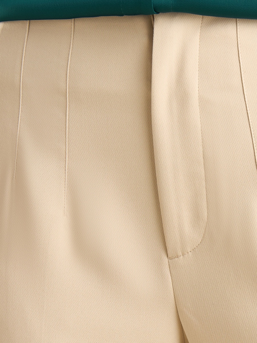 Pintuck Tapered Pants