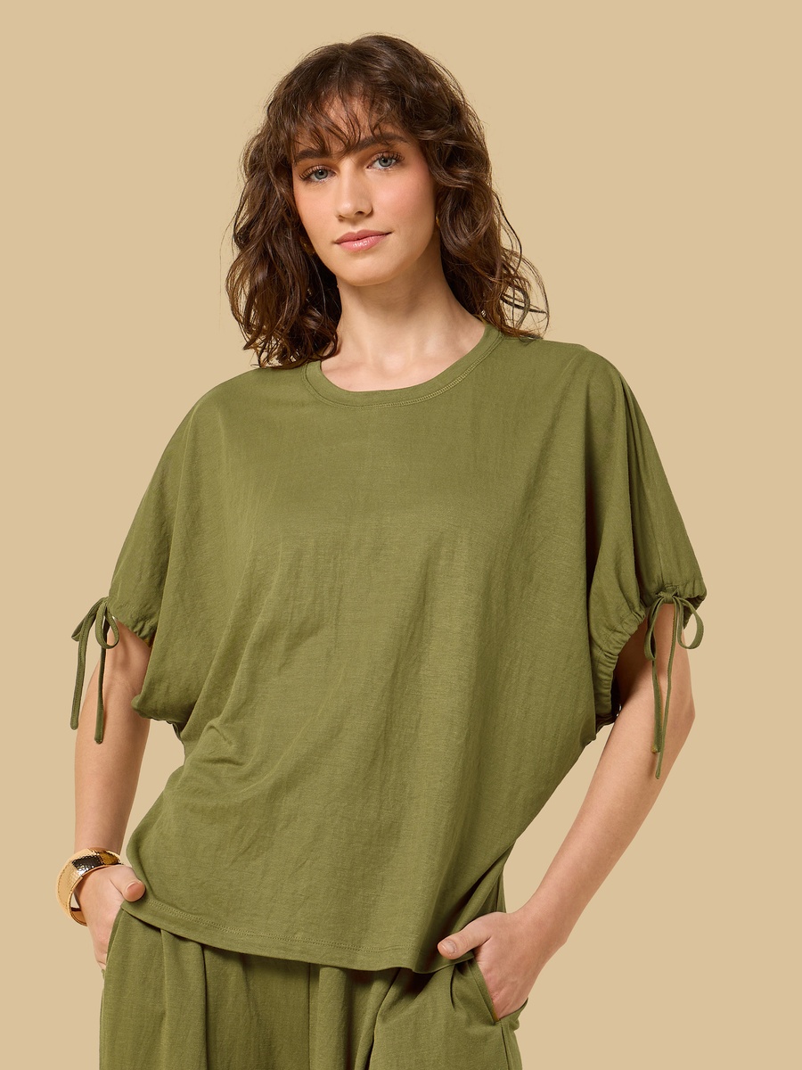 Extended Sleeves Top with Tie-Up