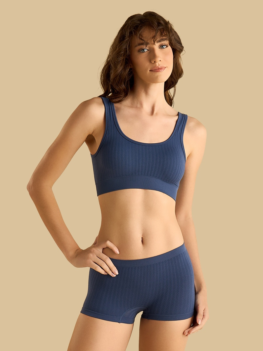 Textured Non-Wired Scoop Neck Crop Top