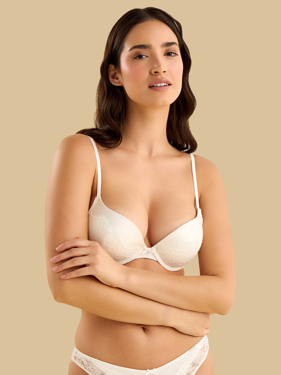 Lace Wired Plunge Bra
