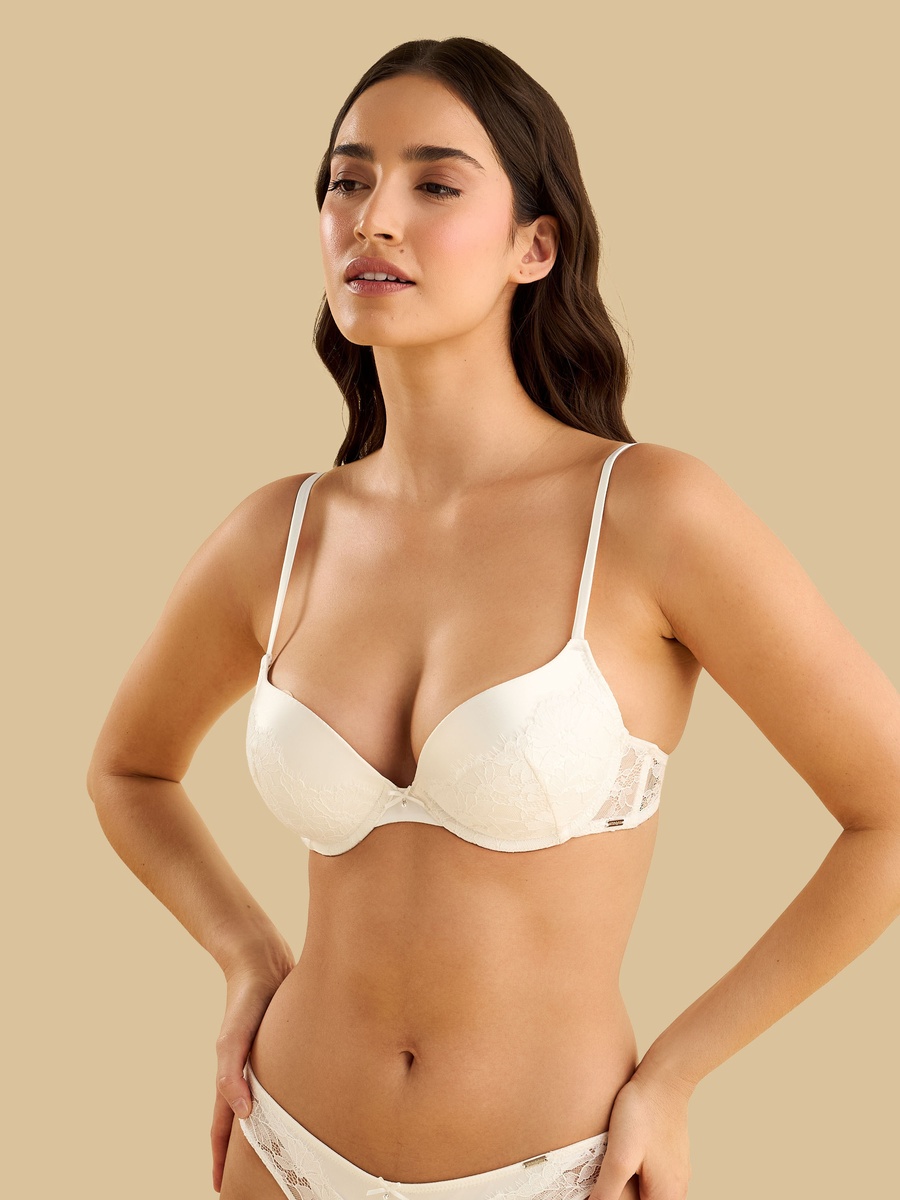 Lace Wired Plunge Bra