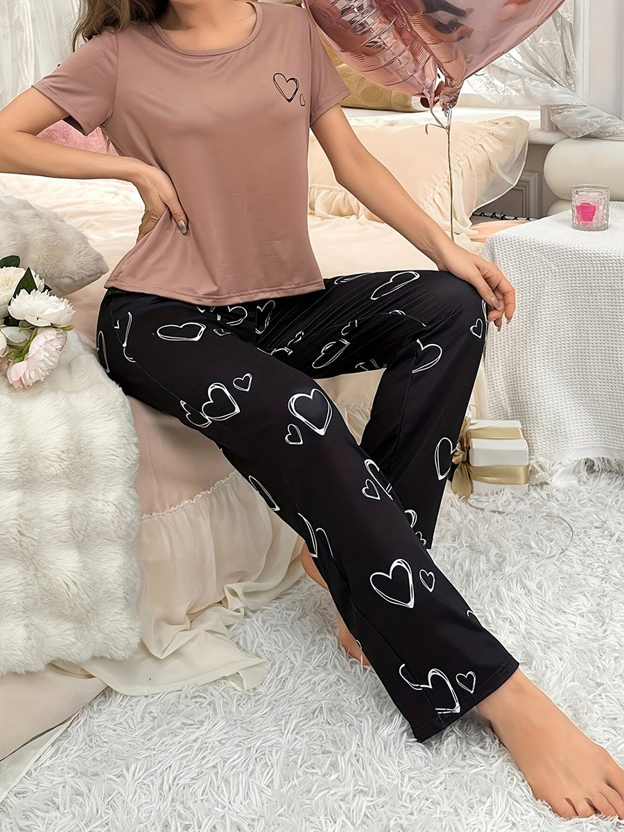 Heart Print Round Neck T-Shirt and Pyjama Set