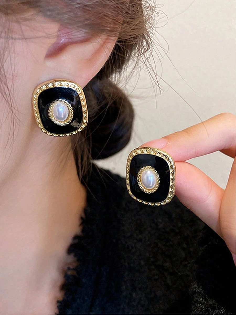 Set of 5 - Assorted Embellished Earrings