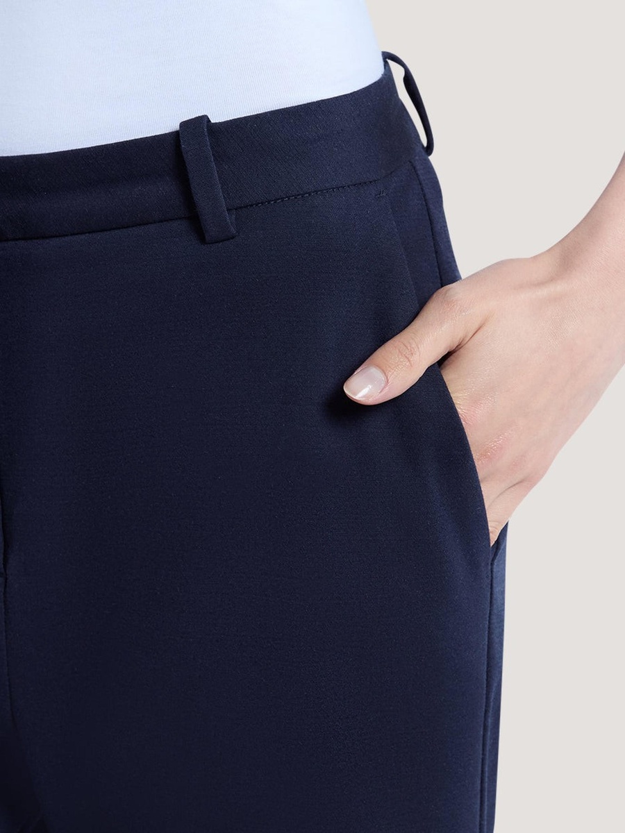 Navy Blue Creased Turn-Up Pants