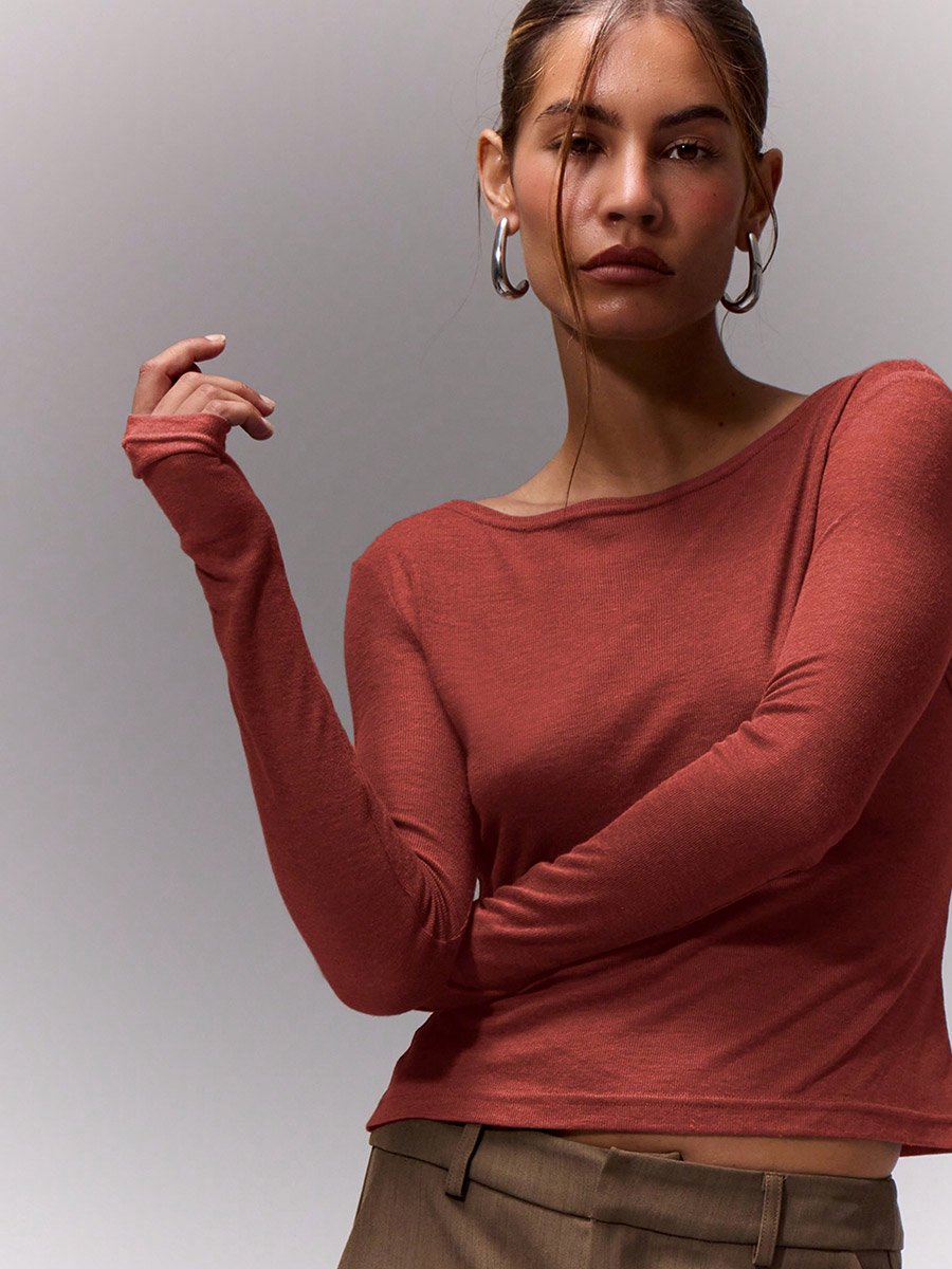 Burgundy Solid Round Neck Long Sleeve T-Shirt