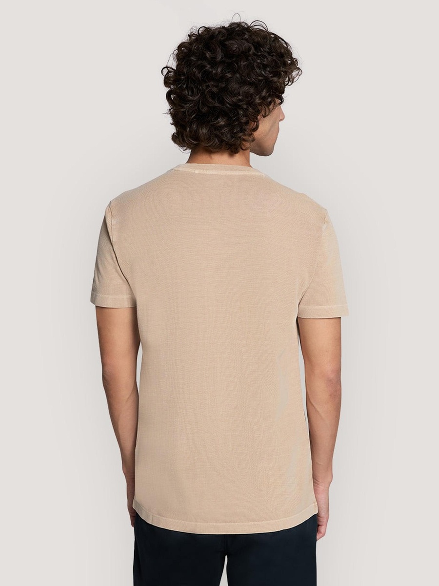تيشيرت رجالي بيكيه بتأثير باهت قصة ضيقة