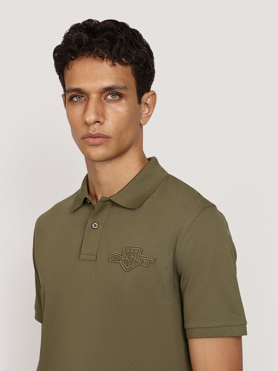 Men Regular Tonal Shield Short Sleeve Polo