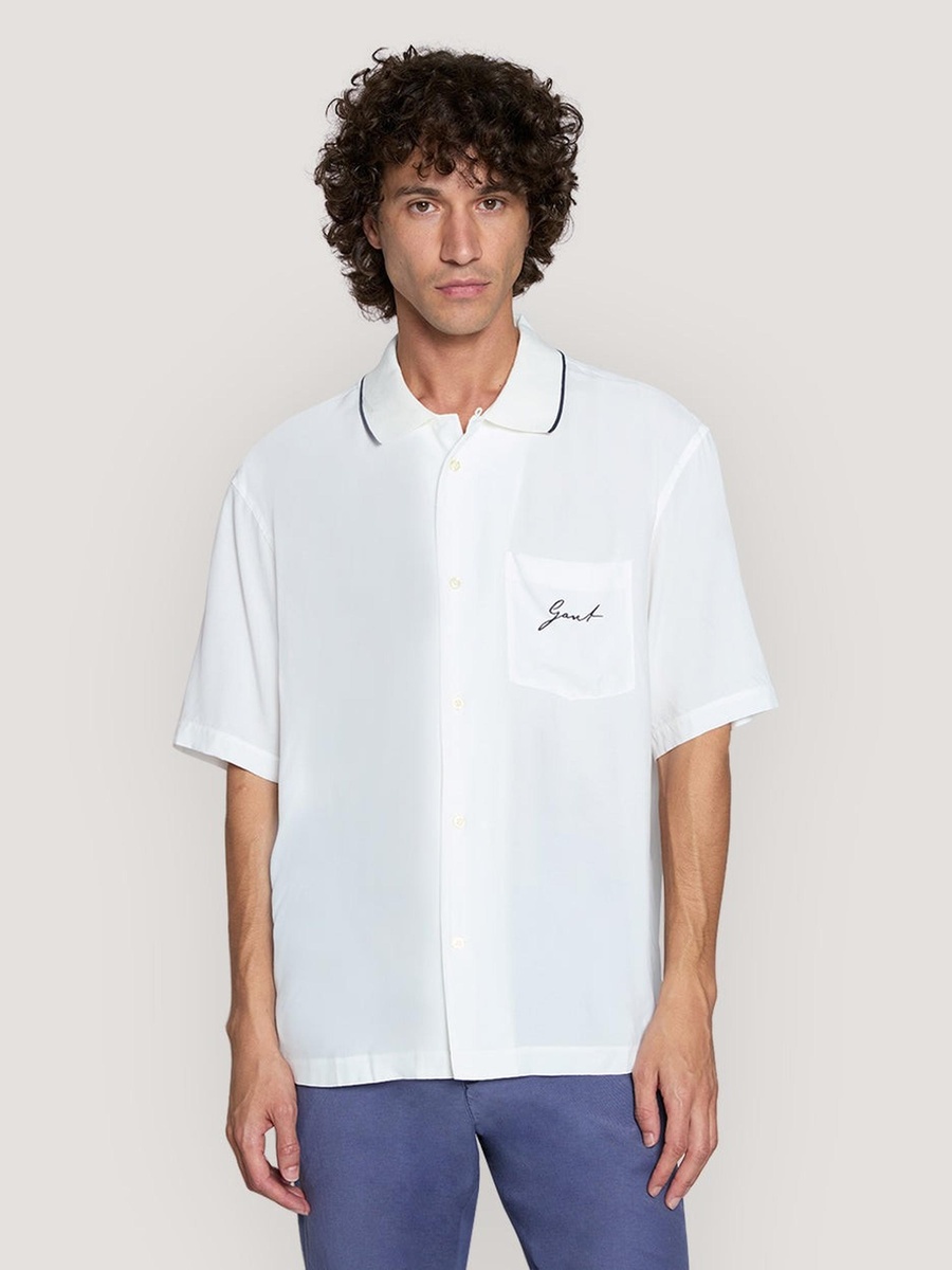 Men Relaxed Fit Short Sleeve Viscose Shirt