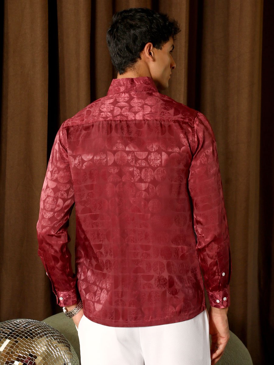 Men Semicurve-Jacquard Satin Shirt