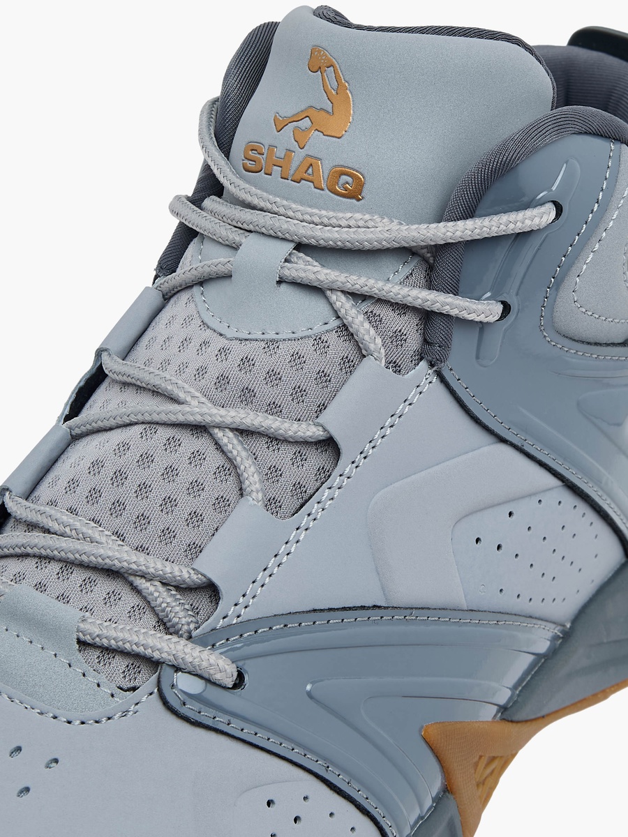 Men Lace-Up Basketball Shoes