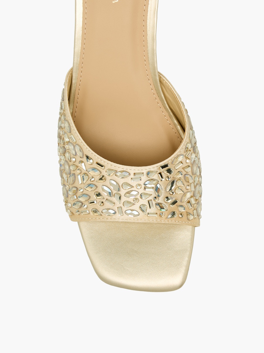 Women Embellished Flared Heel Sandals
