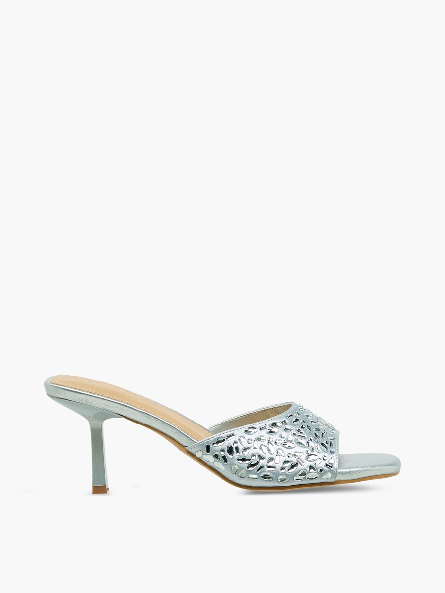 Women Embellished Flared Heel Sandals