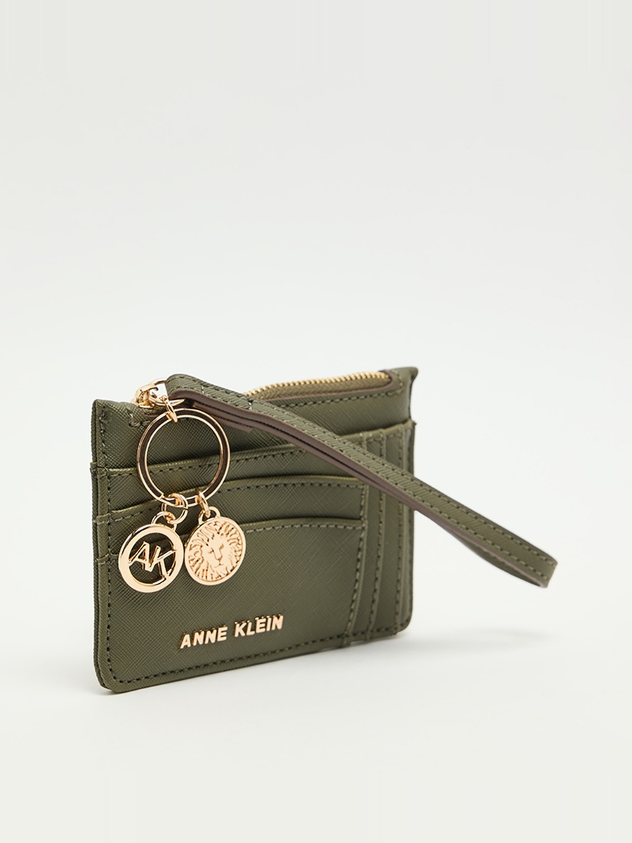 Textured Zippered Wallet