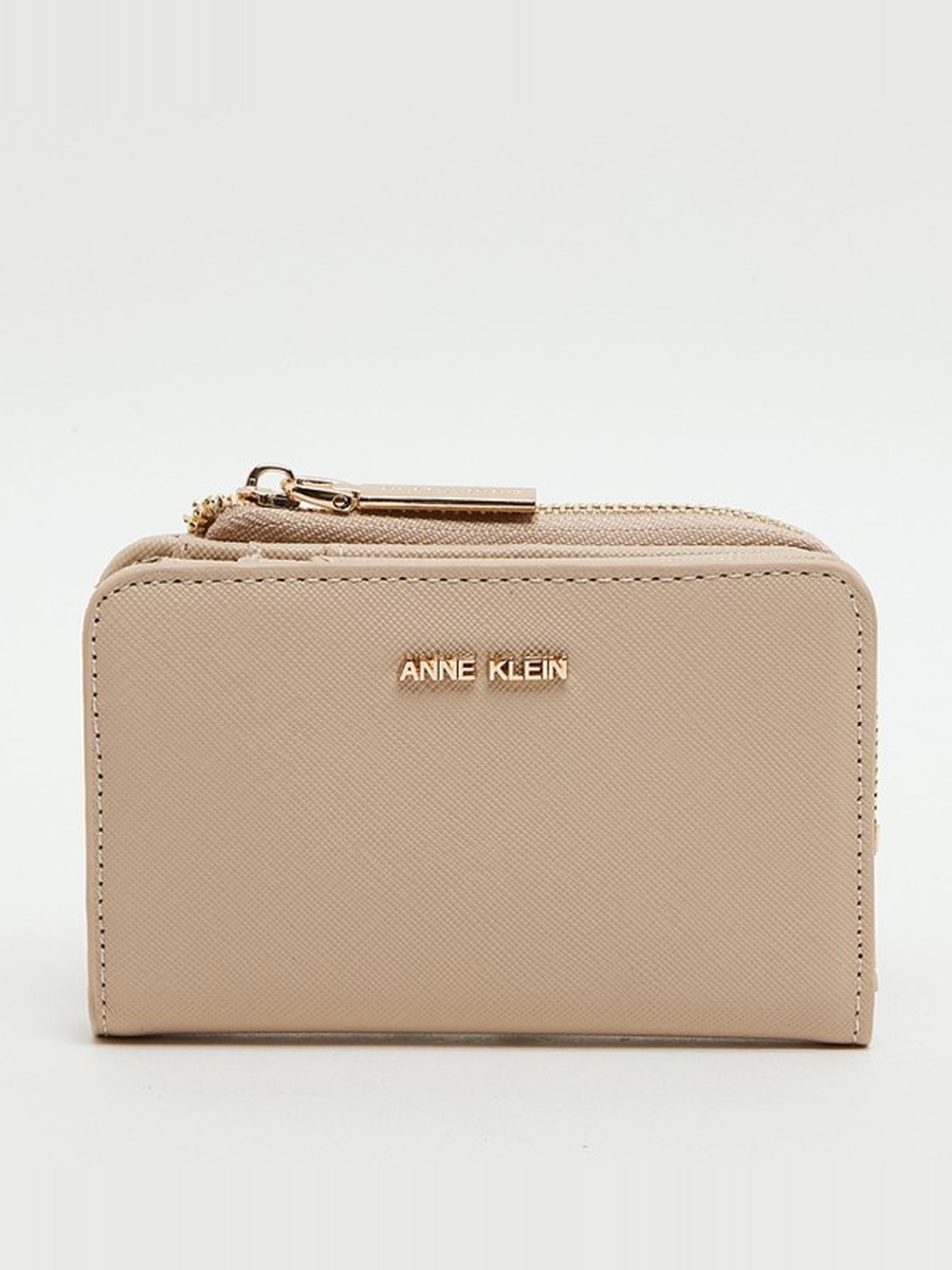 Textured Zippered Wallet