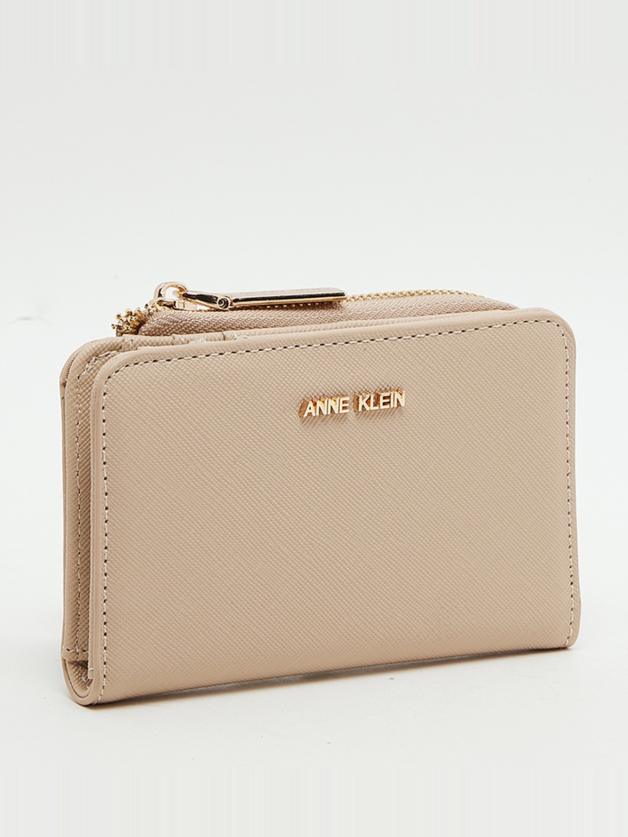 Textured Zippered Wallet