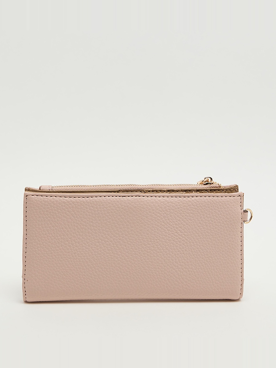Textured Zippered Wallet