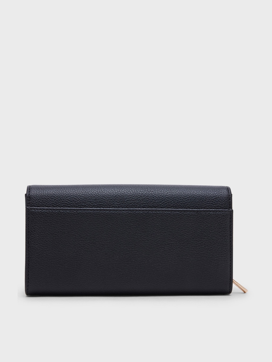 Twist Lock Long Wallet
