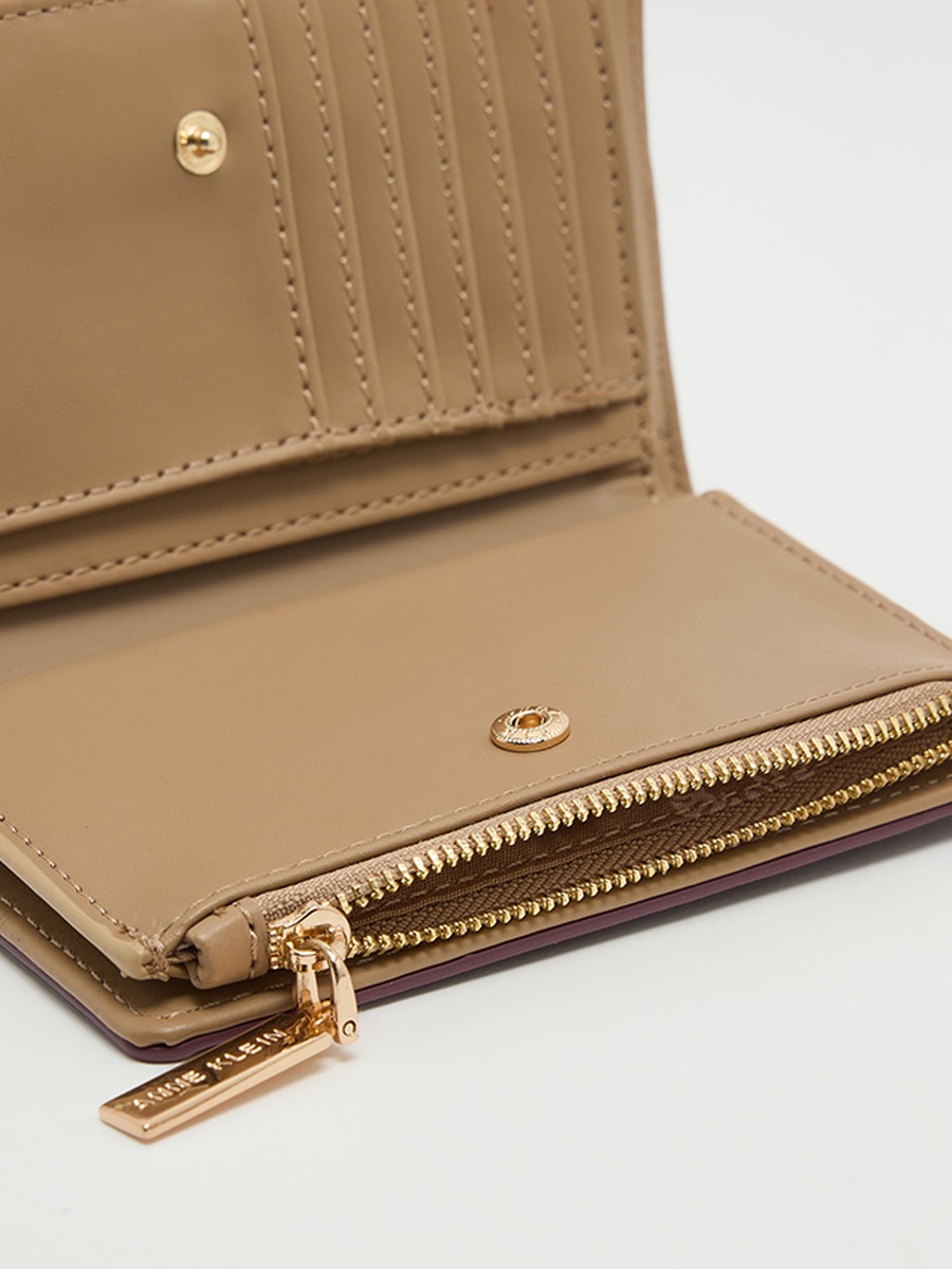 Textured Zippered Wallet