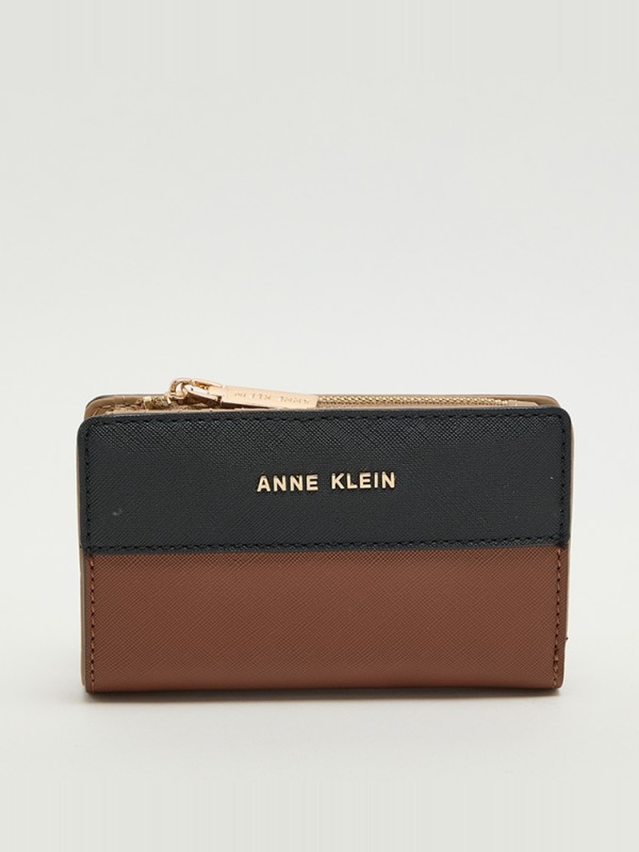 Color Block Zippered Wallet
