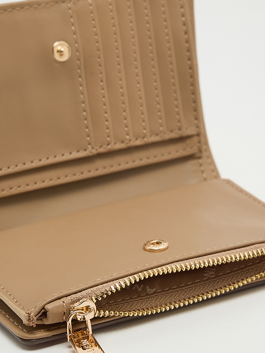 Color Block Zippered Wallet
