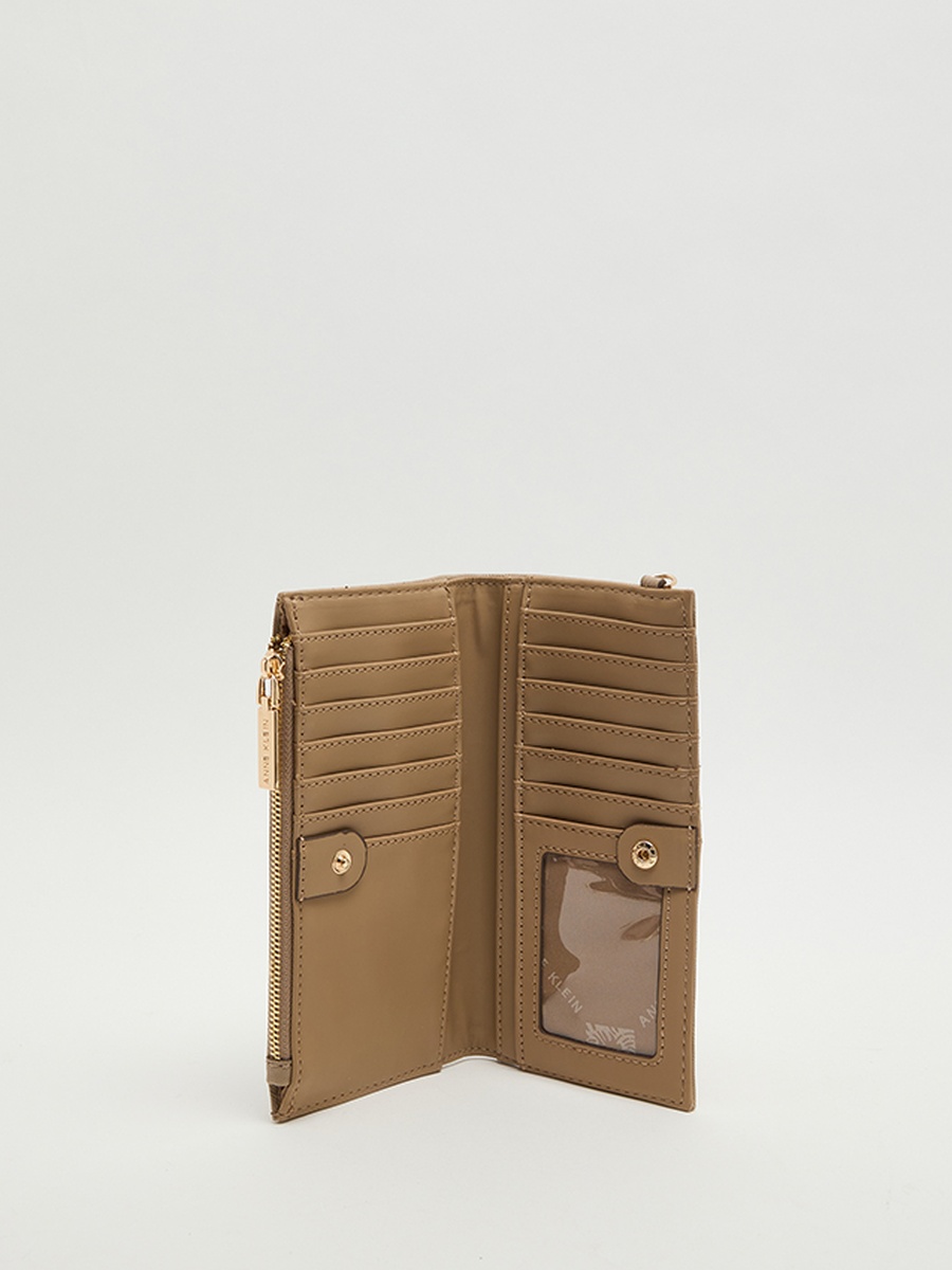 Textured Zippered Wallet