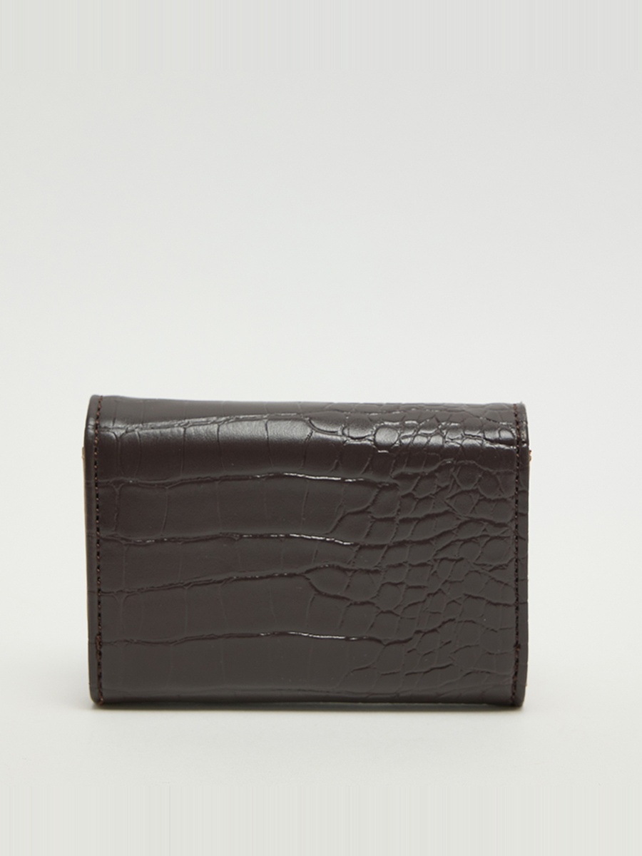 Croc Textured Flap Wallet