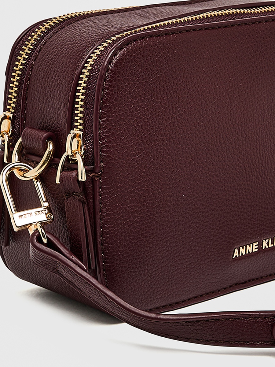 Textured Zippered Camera Bag