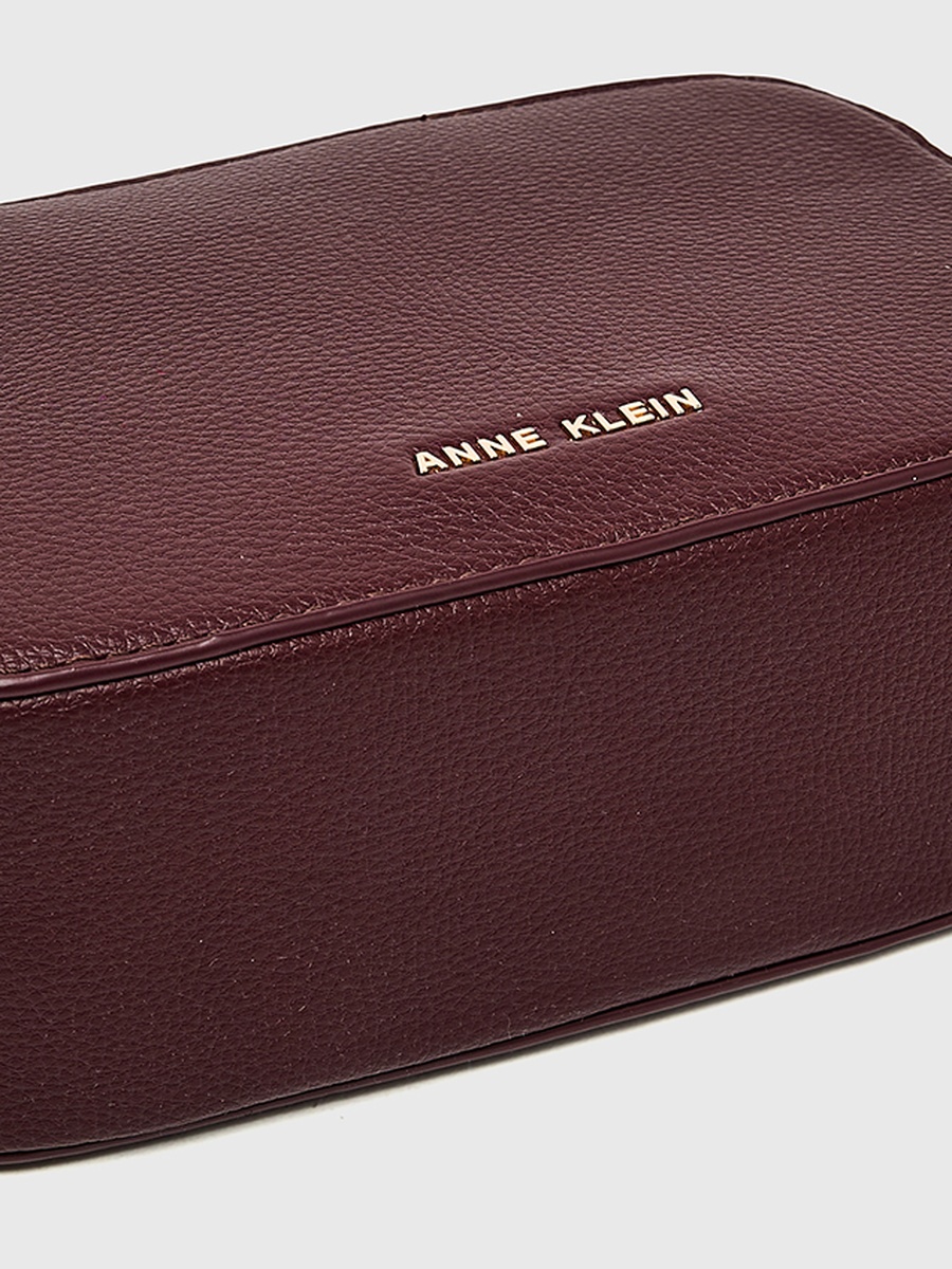 Textured Zippered Camera Bag