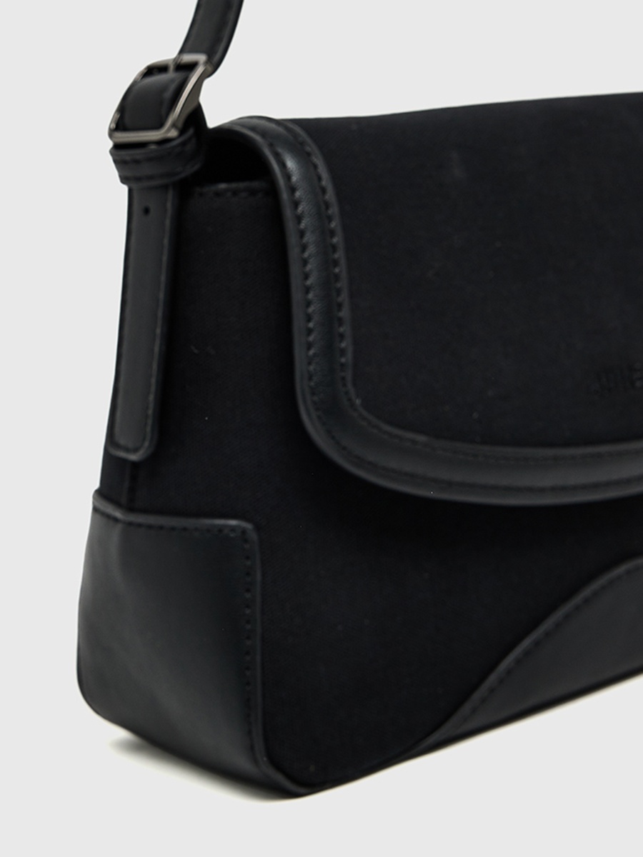 Contrast Trim Flap Shoulder Bag