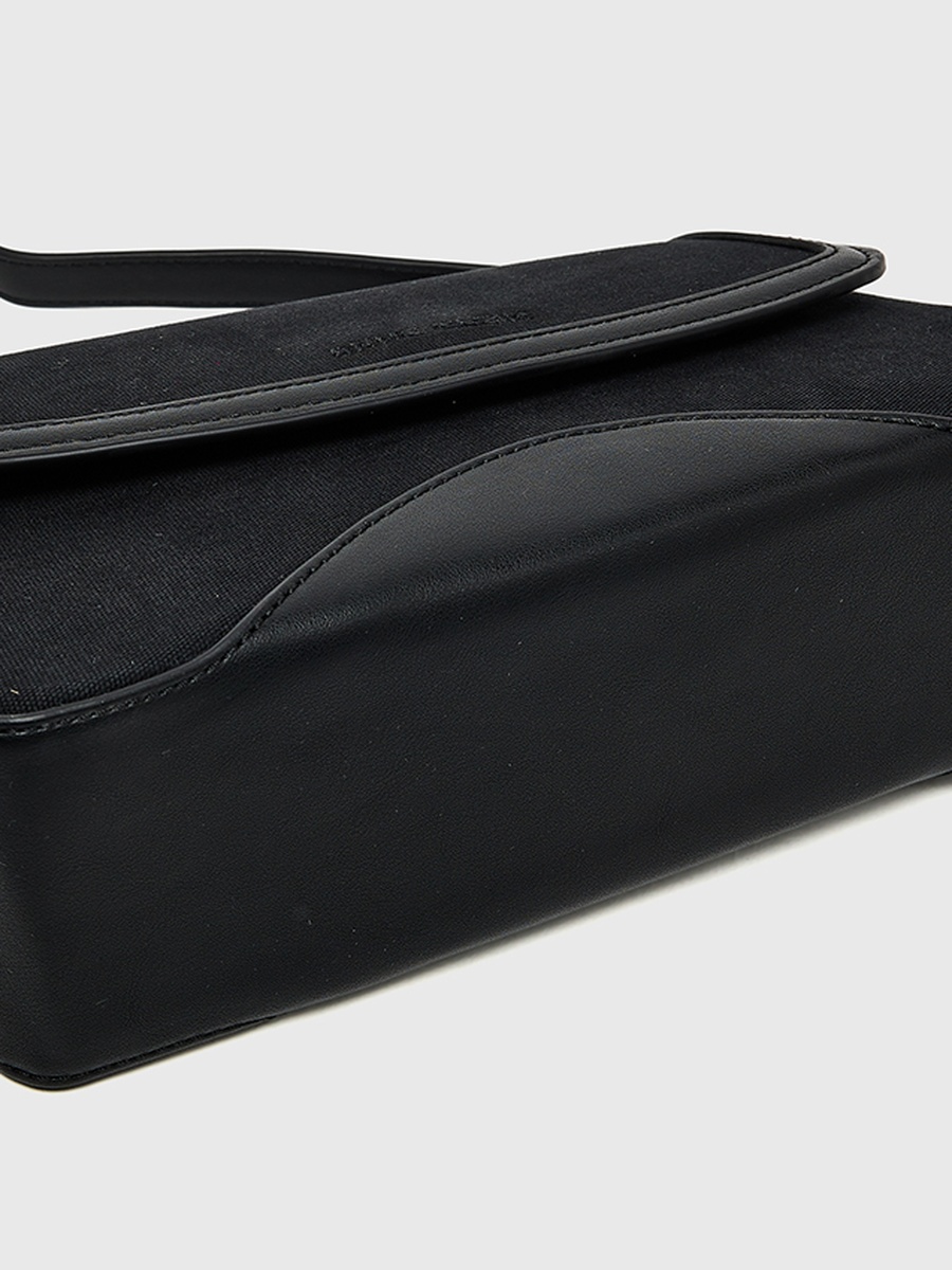 Contrast Trim Flap Shoulder Bag