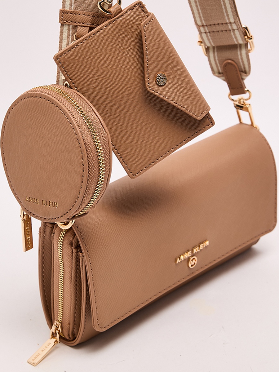 Textured Flap Crossbody Bag