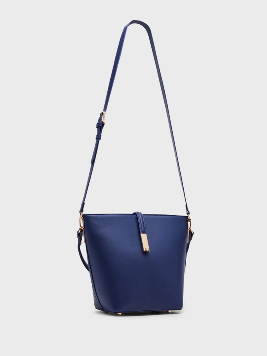 Textured Shoulder Bag