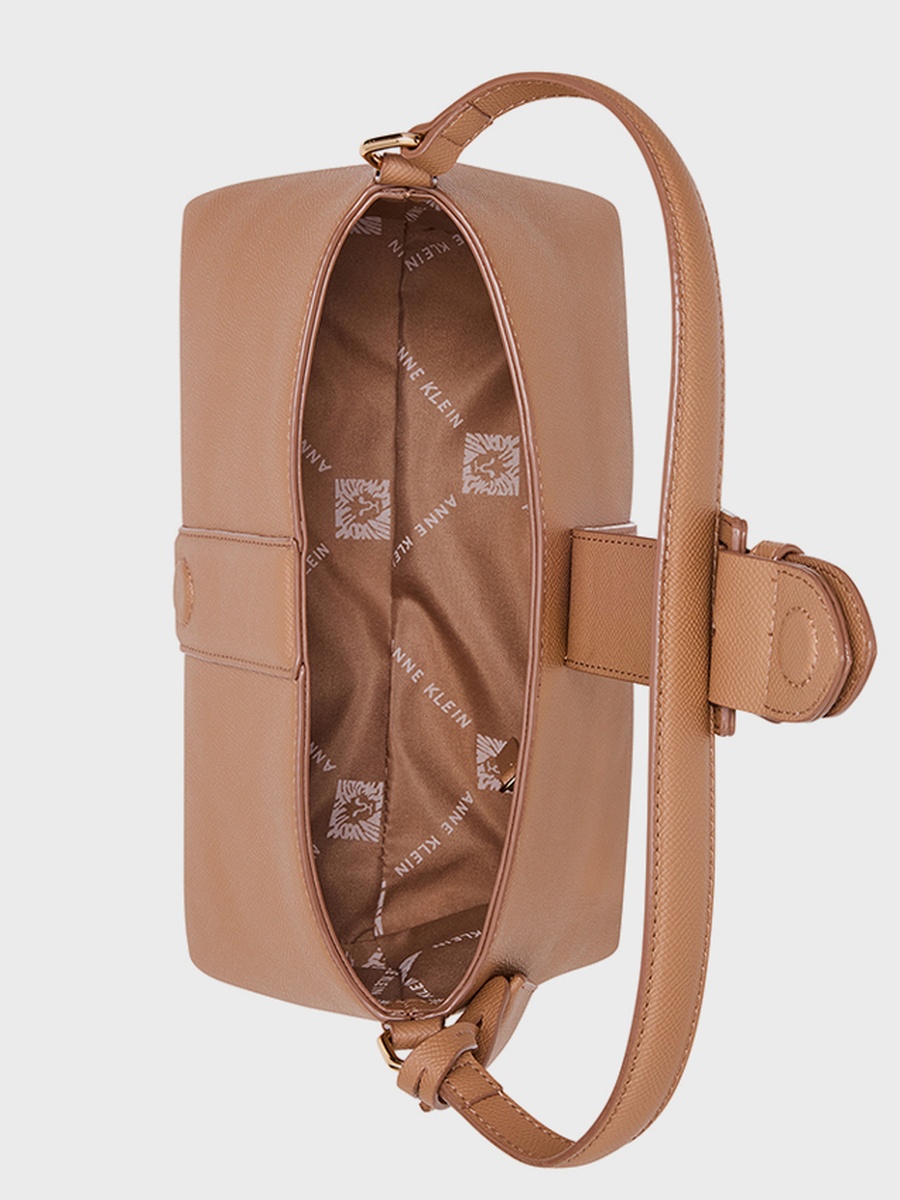 Textured Buckle Detail Shoulder Bag