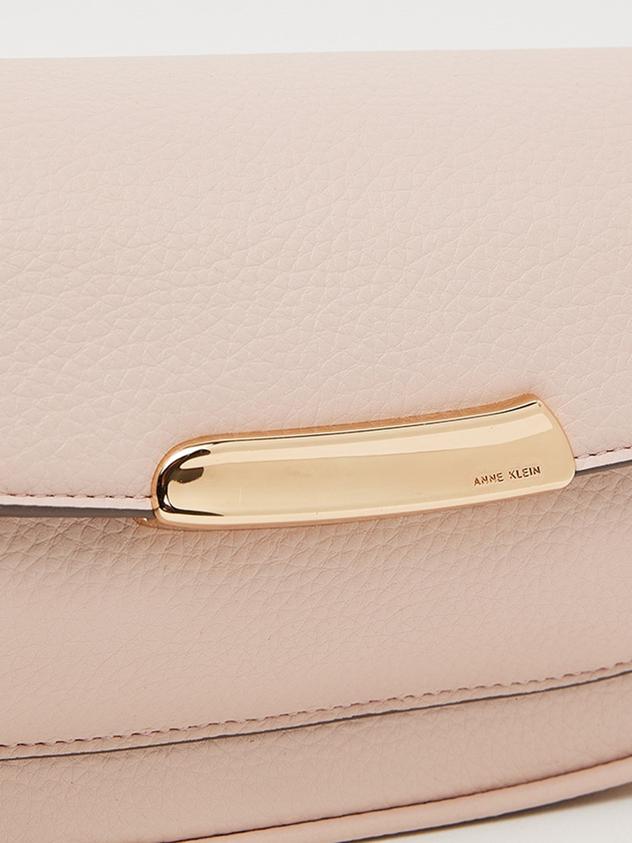 Textured Shoulder Bag